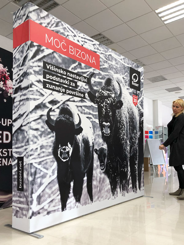 pop-up KUB tekstilna stena