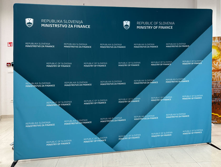 tekstilna stena pro zip