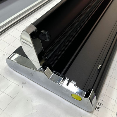 podnožje Premium Black